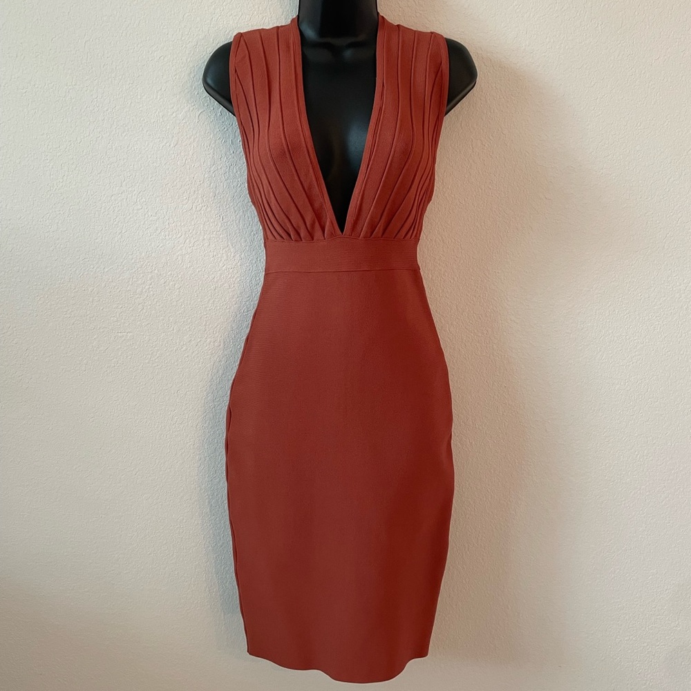 Happy Holidays 🎄Gianni Bini fitted dress XS